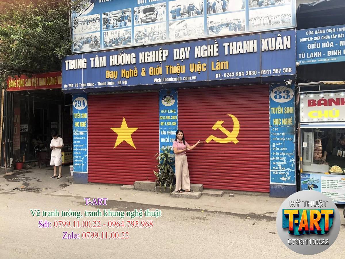 Vẽ Cờ Tổ Quốc Lên Cửa Cuốn